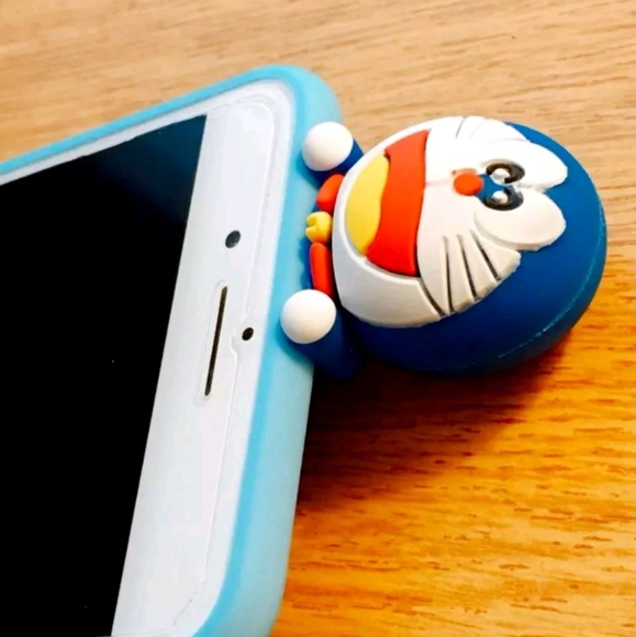 IPHONE X/XS DORAEMON CASES - Picture 2 of 6